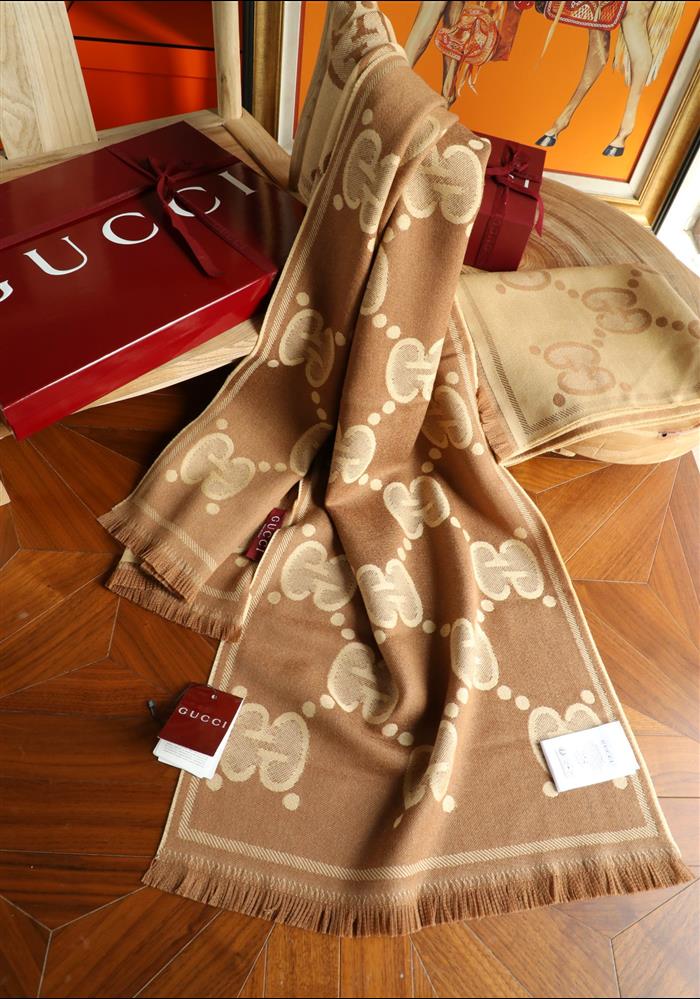 2026116111638539 380